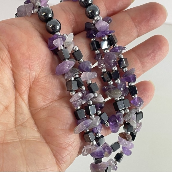 Artisan Designed Genuine Amethyst Stones & Spinel Beaded Necklace - Picture 5 of 10
